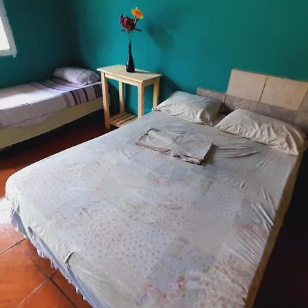 Hostel Loli 푸에르토이과수 외부 사진